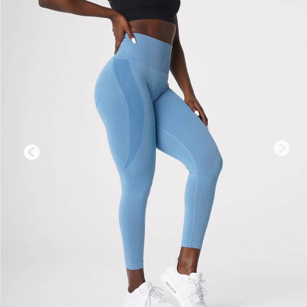 NVGTN Seamless Blue High-Waisted Leggings
